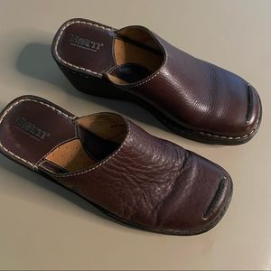 Born mules Soft Leather upper Brown size 8
